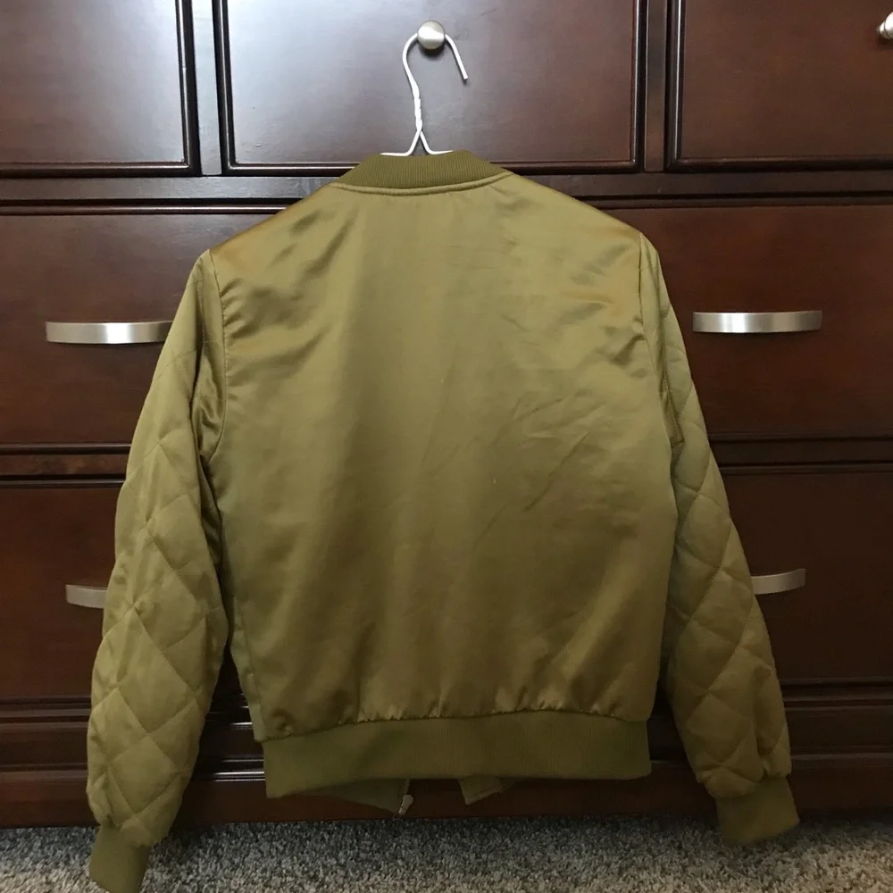 Bomber jacket - Picture 4 of 4